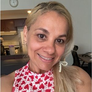 Meet your Posher, María